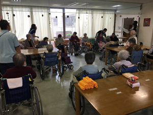 2018N@hV̓̂j008